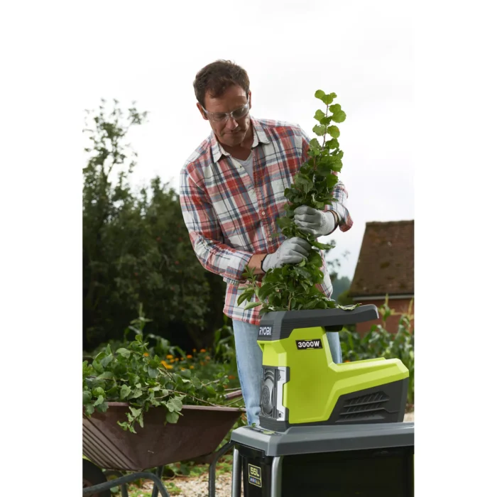 Ryobi RSH3045U Häcksler – Bild 2